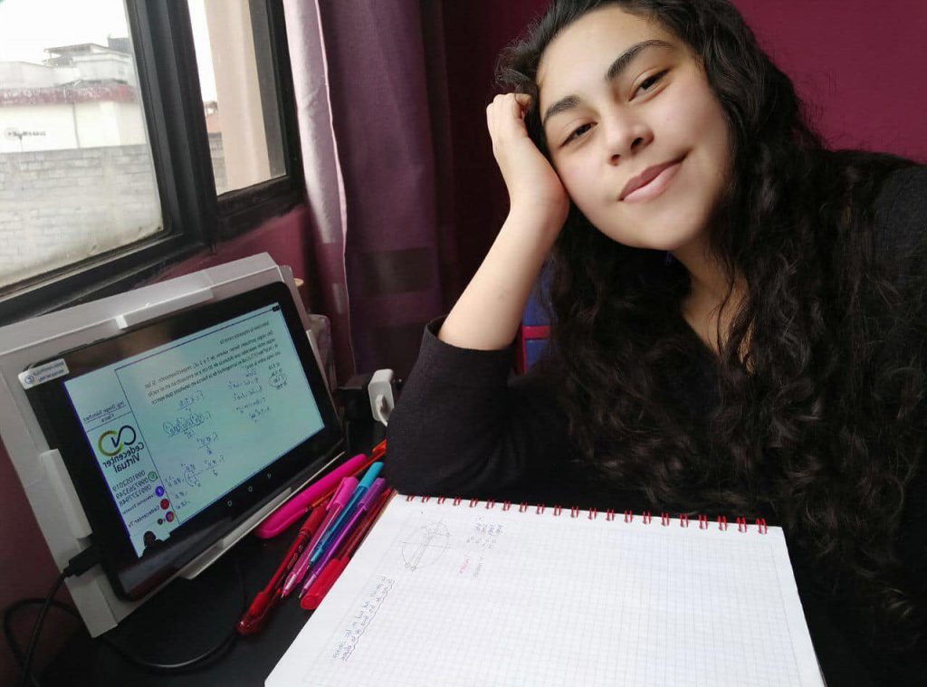 Alumnos en sus clases personalizadas CBC Argentina