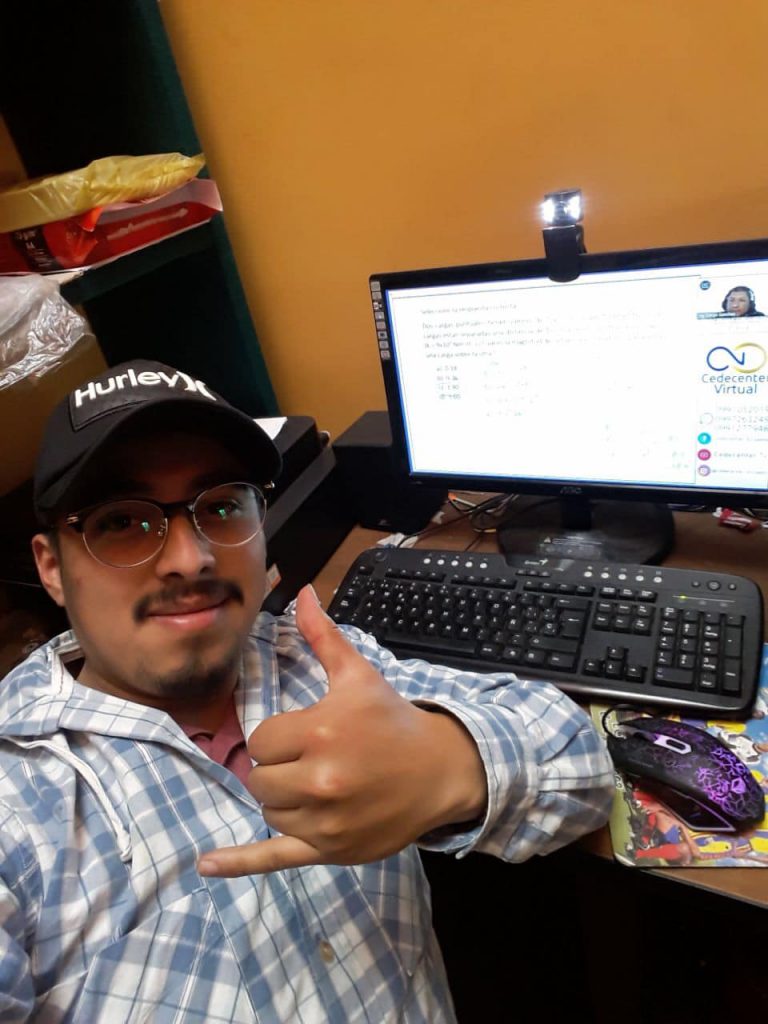 Alumnos en sus clases personalizadas CBC Argentina